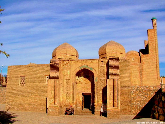 Uzbekistan,  Bukhara - Makhosa, palazzo dell'emiro