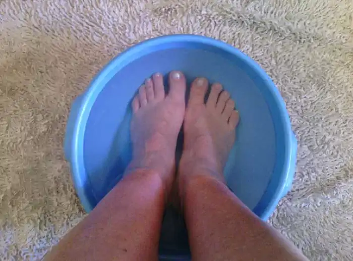 Rimedio naturale per i piedi stanchi