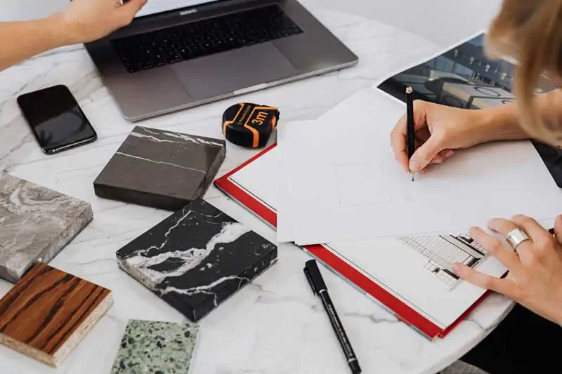 Corsi ed eventi online: come possono beneficiarne i professionisti del Garden Design?